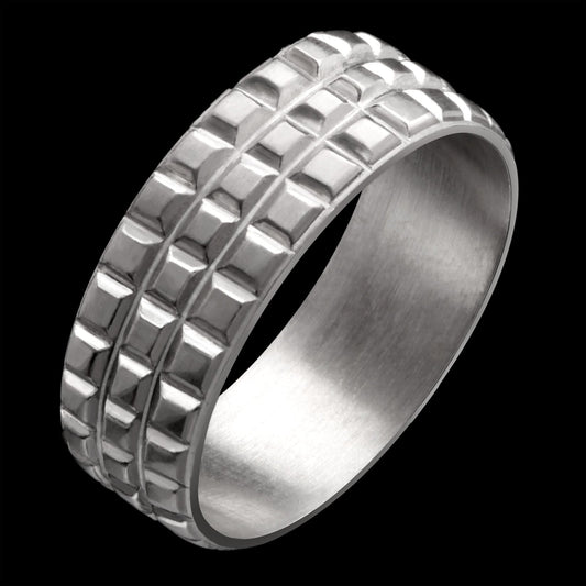 Guapos Ring in White Gold